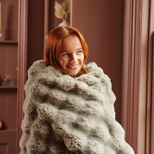 Hygge Days Luxury Faux Fur Warming Throw - Cloudy Supersoft Mocha Faux Fur